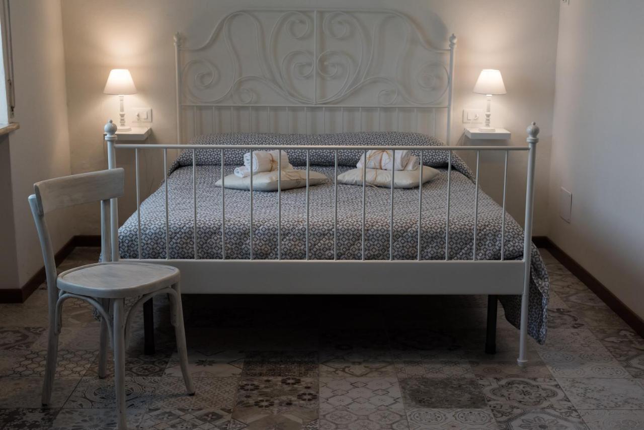 Ingarda Rooms Cavalcaselle Kültér fotó