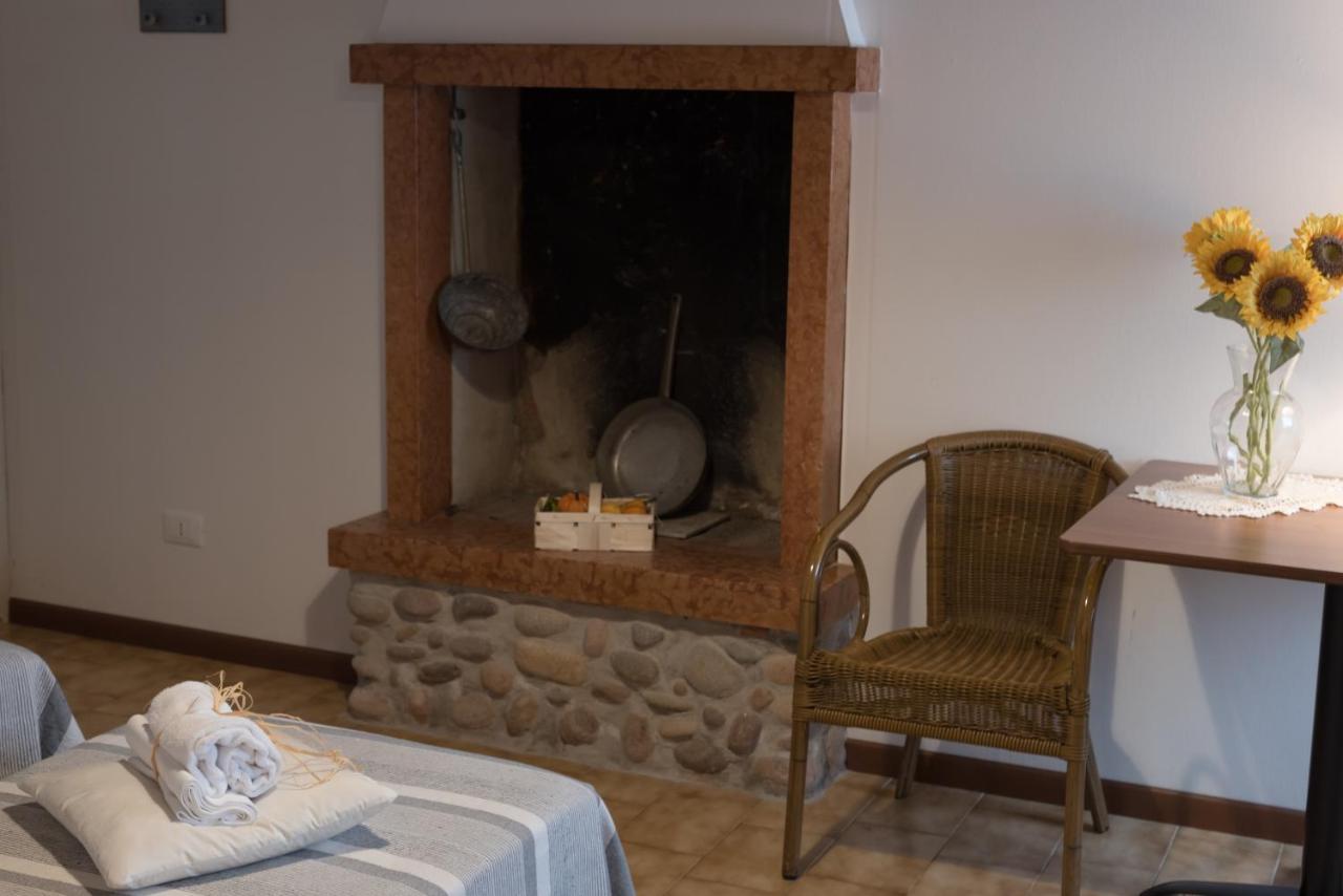 Ingarda Rooms Cavalcaselle Kültér fotó